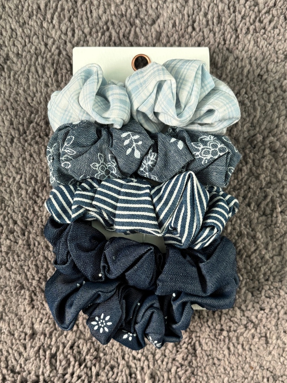 American Eagle 5-pack Scrunchies